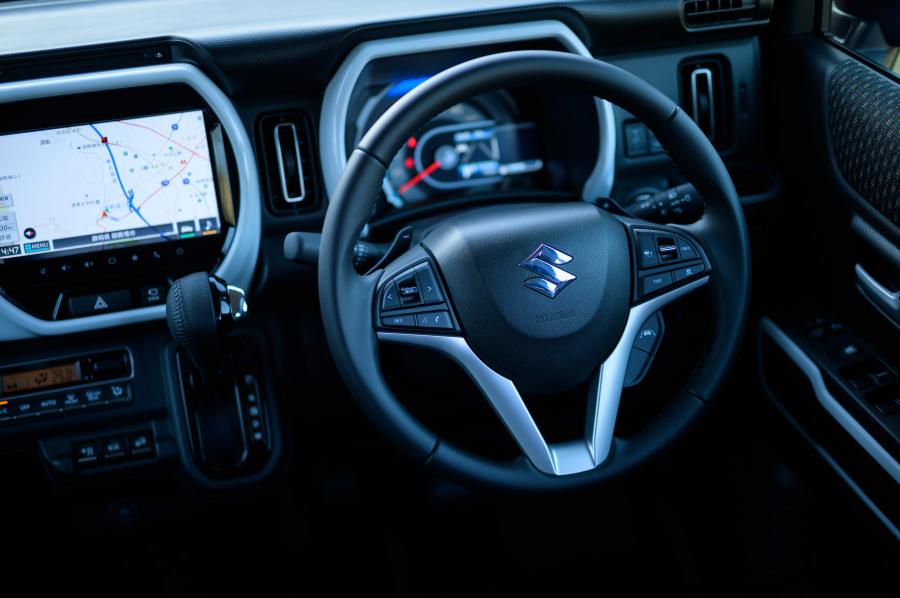 Торпедо Suzuki Hustler Hybrid X 2020 года  (фото 20 из 32)